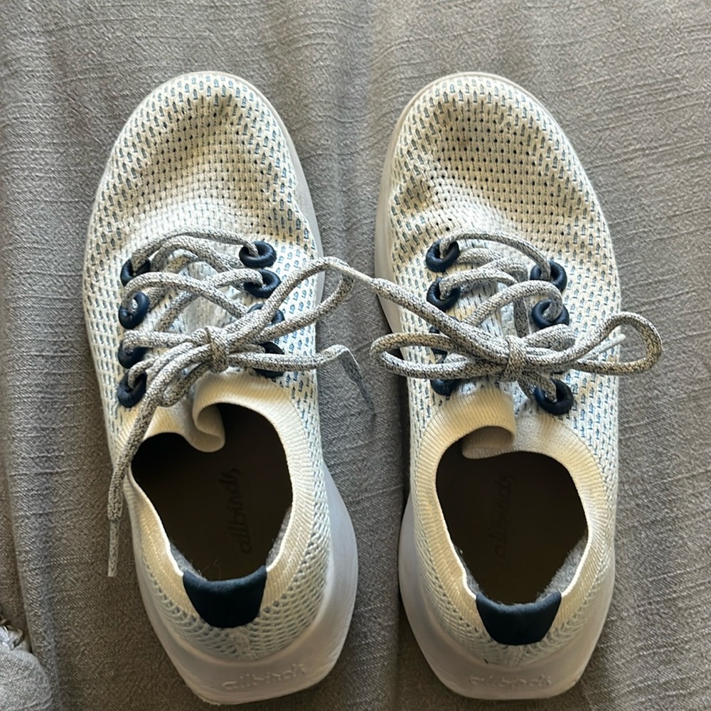 Women Tree Dasher size 8